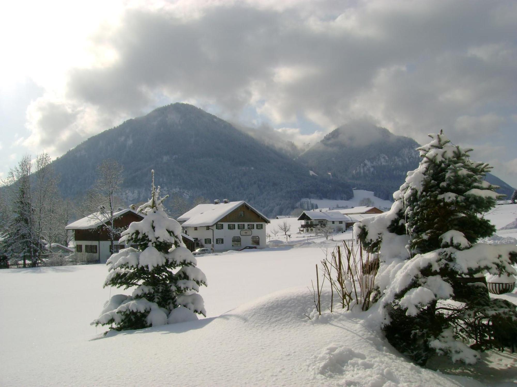 Gaestehaus Menkenbauer Ruhpolding Exteriör bild
