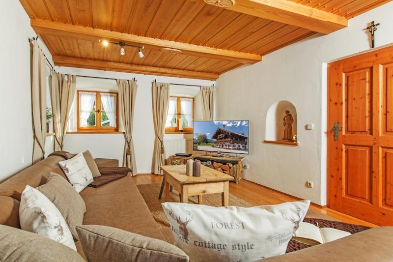 Gaestehaus Menkenbauer Ruhpolding Exteriör bild