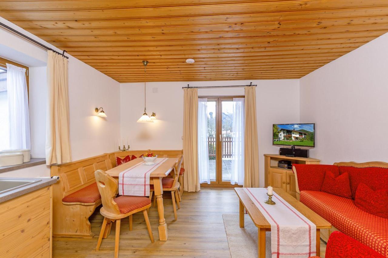 Gaestehaus Menkenbauer Ruhpolding Exteriör bild