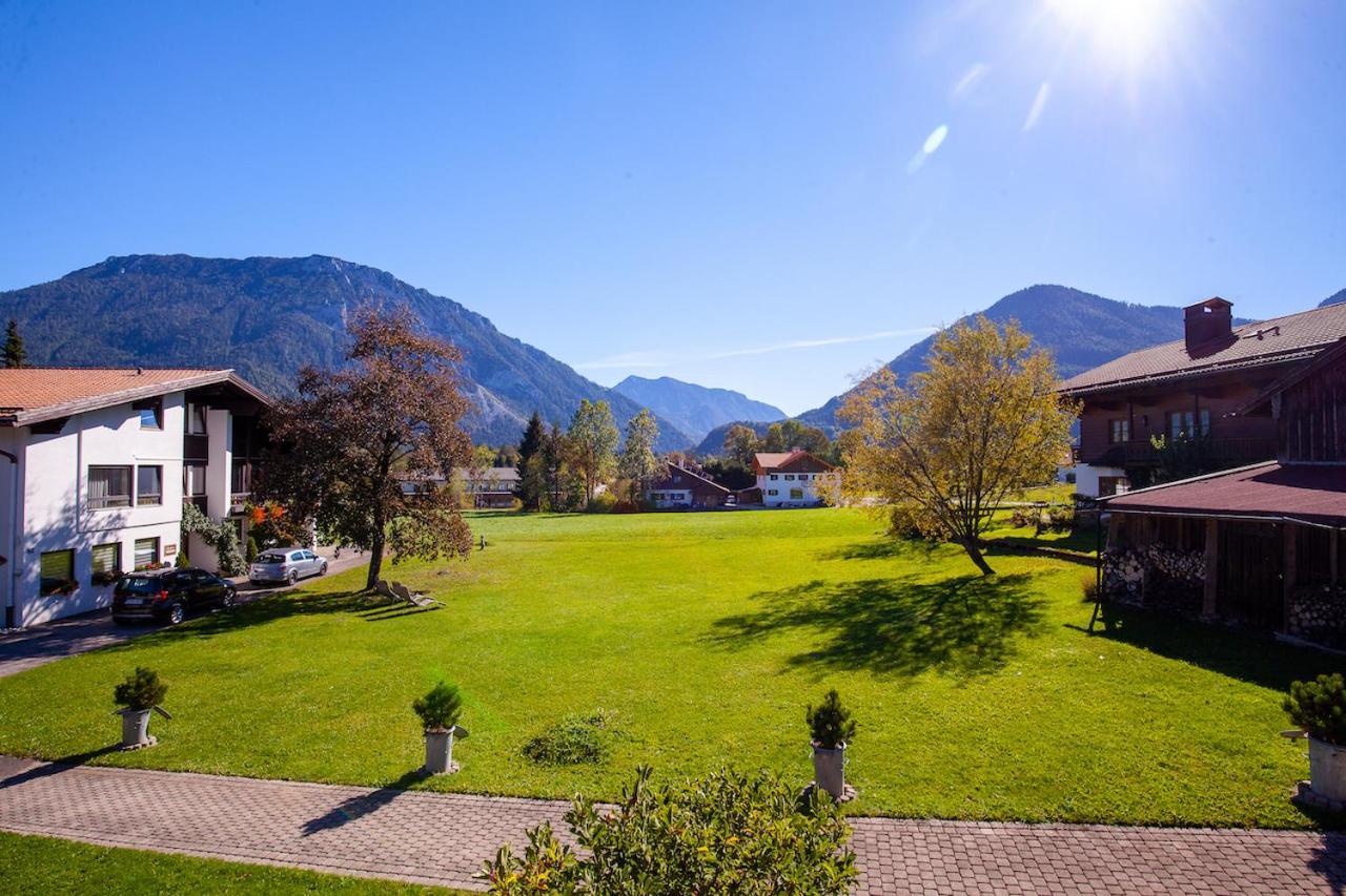 Gaestehaus Menkenbauer Ruhpolding Exteriör bild